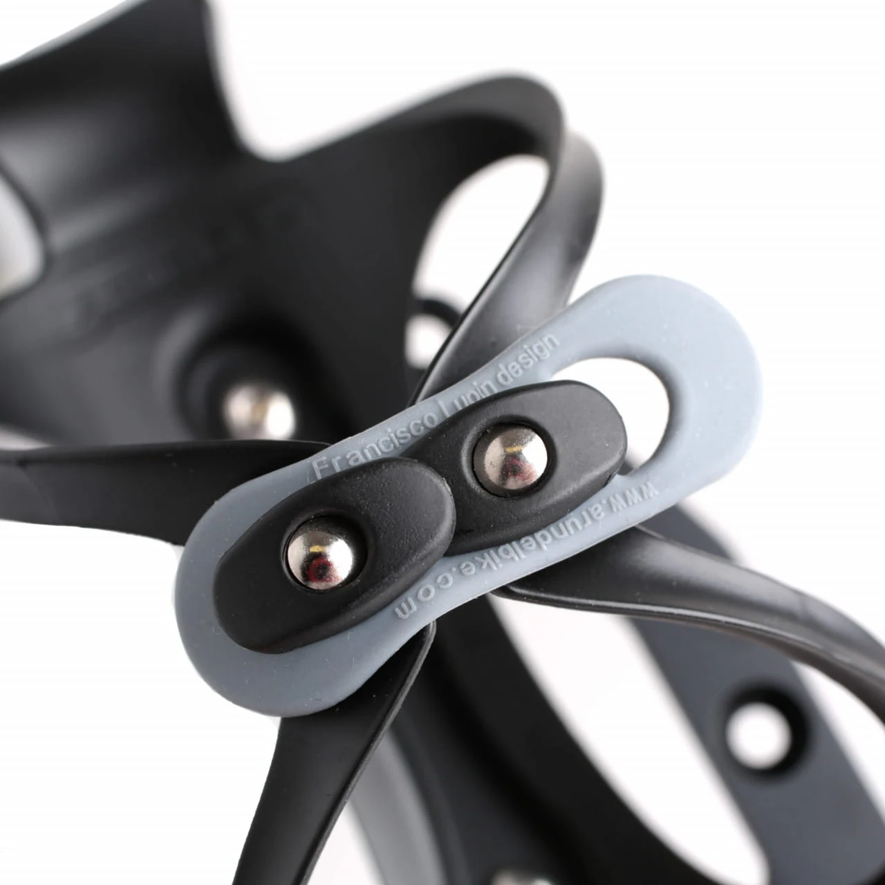 Redshift Bottle Mount + Cage Flaschenhalterung Für Redshift Aerobars 6 Redshift Bottle Mount + Cage Flaschenhalterung Für Redshift Aerobars – Bild 4