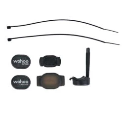 Wahoo Fitness Wahoo Elemnt Roam Bundle - Set Aus GPS-Fahrradcomputer + Tickr 2 Stealth Herzfrequenzmesser + RPM Sp -Fahrradzubehör 59202731 04G6ry21yhuHrZZ 1280x1280