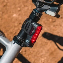 Lezyne Strip Alert Drive StVZO-kompatibles LED-Rücklicht -Fahrradzubehör 68921933 03zOrH3Pjw2Gcl5 1280x1280