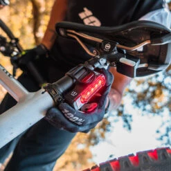 Lezyne Strip Alert Drive StVZO-kompatibles LED-Rücklicht -Fahrradzubehör 68921933 04Nw5OB2ZqggzqU 1280x1280