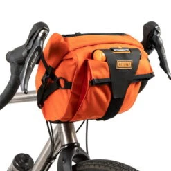 Restrap Bar Pack - Lenkertasche Mit Rolltop-Verschluss - 10 L Orange 12 Restrap Bar Pack - Lenkertasche Mit Rolltop-Verschluss - 10 L Orange -Fahrradzubehör 68922868 05iVg28bB6vxZKX 1280x1280
