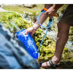 SOURCE Widepac Trinkblase + Filter - 2 L, Blau -Fahrradzubehör 68923095 04haZI2bZ6cVn5y 1280x1280