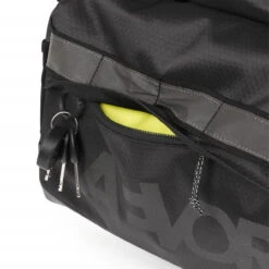 AEVOR Triple Bike Bag Proof Black Lenkertasche - Auch Als Messenger Und Sling 15 L - Schwarz -Fahrradzubehör 68923261 04 1280x1280