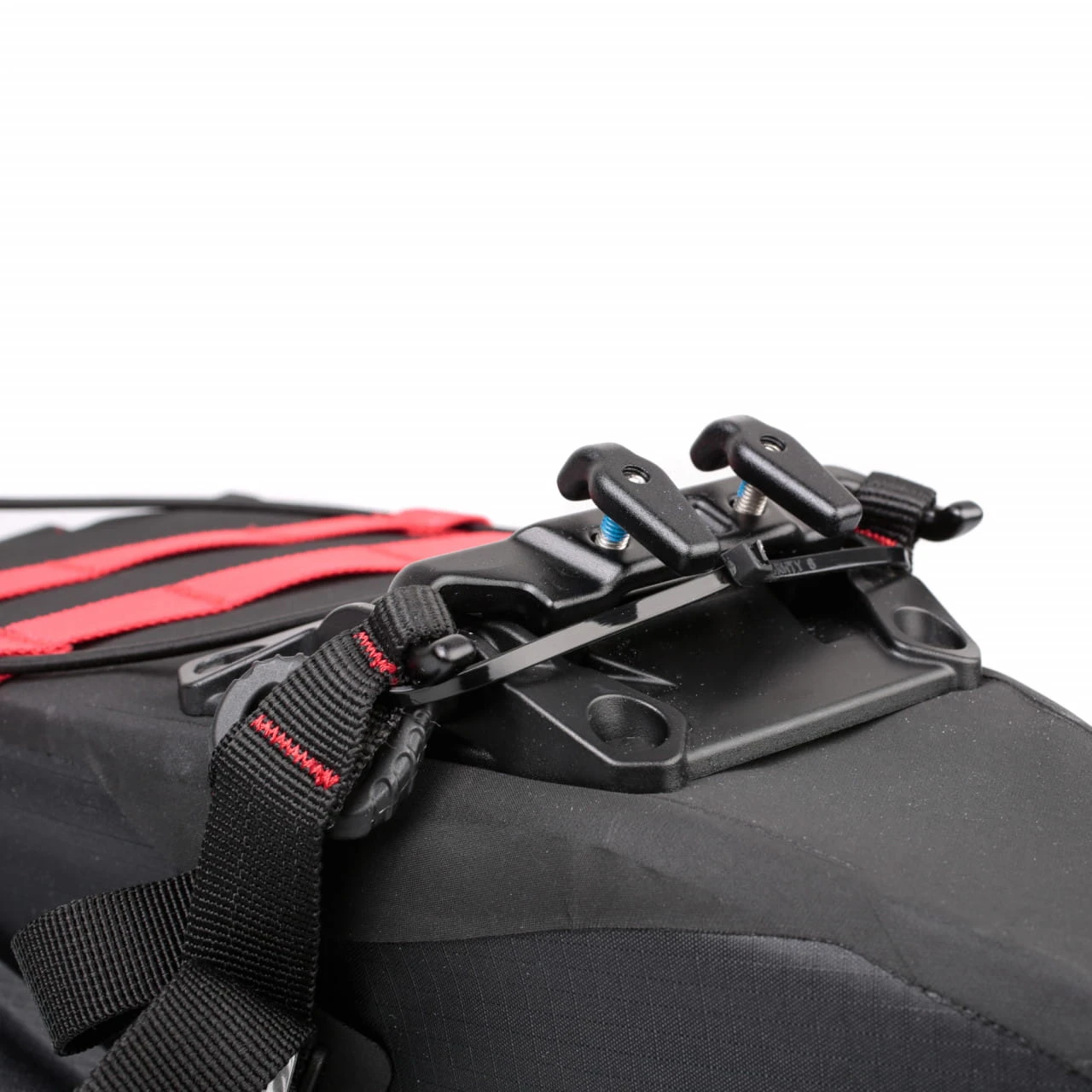 Revelate-designs Revelate Designs Spinelock Satteltasche 10 L - Schwarz 7 Revelate-designs Revelate Designs Spinelock Satteltasche 10 L - Schwarz – Bild 5