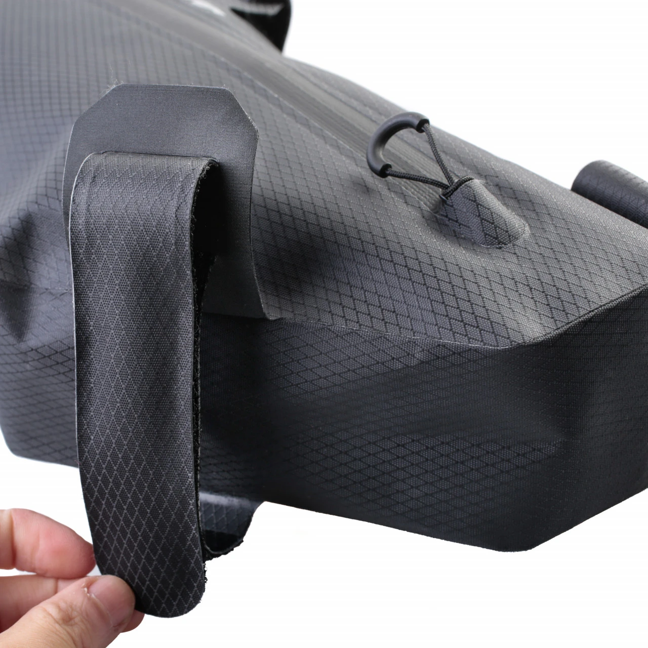 PRO Rahmentasche Discover Team Klein, 2,7 Liter, Wasserfest, Schwarz 7 PRO Rahmentasche Discover Team Klein, 2,7 Liter, Wasserfest, Schwarz – Bild 5